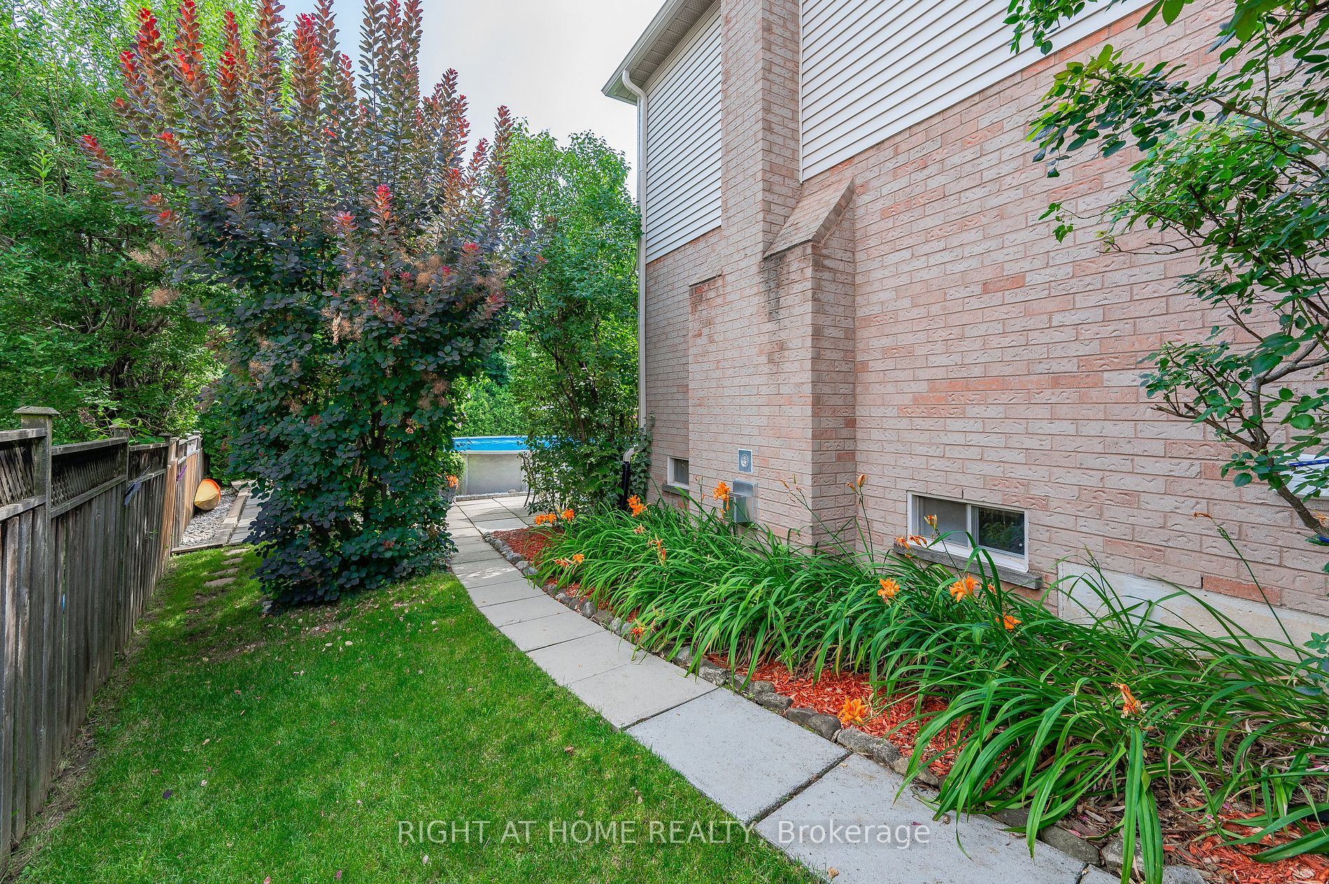 3332 Springvale Crt