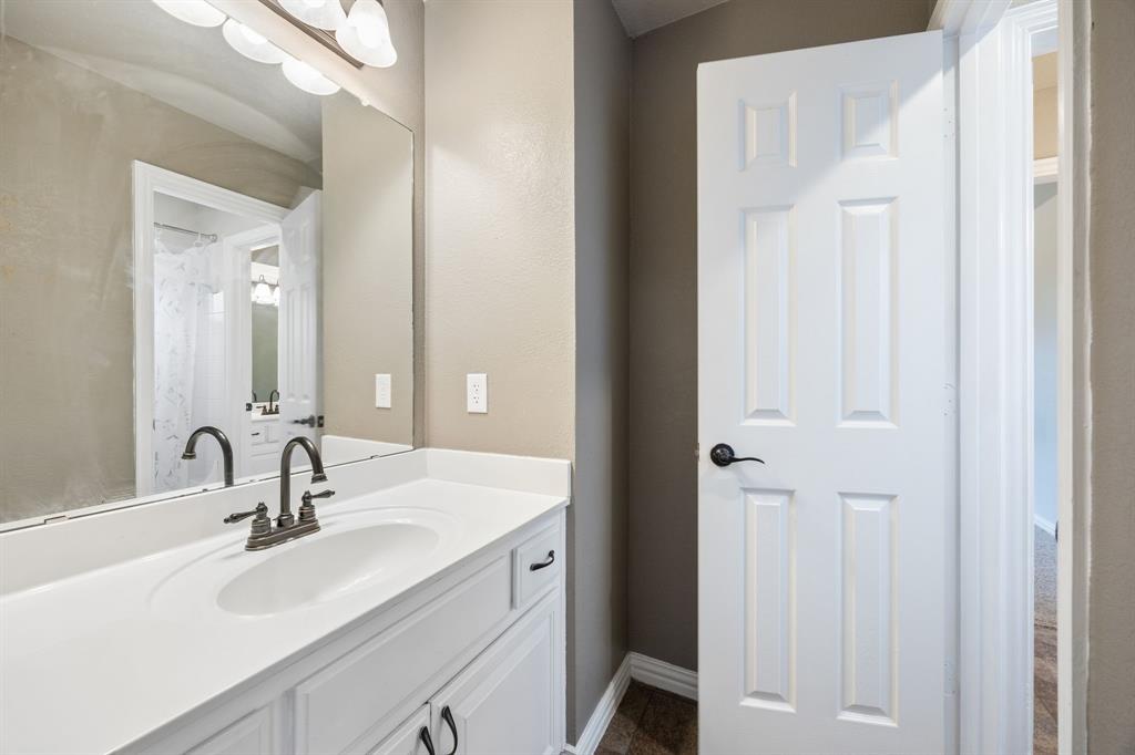 1607 Wood Creek Lane