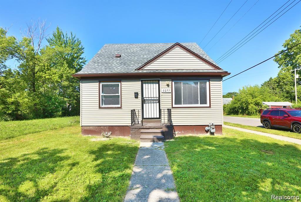 *TENANT OCCUPIED* Unlock the potential of 9277 Vaughan! Property is ideal for investors looking to add another great cashflowing property to their portfolio. All new flooring throughout, Kitchen cabinets, countertops, and appliances, as well as a brand new bathroom. Roof is 4 years old, new vinyl siding, and new vinyl windows! You will not want to miss out on this home. Tenants are on a $975 lease. PLEASE DO NOT DISTURB TENANTS, WE ARE DOING SHOWINGS UPON ACCEPTED OFFER ONLY!