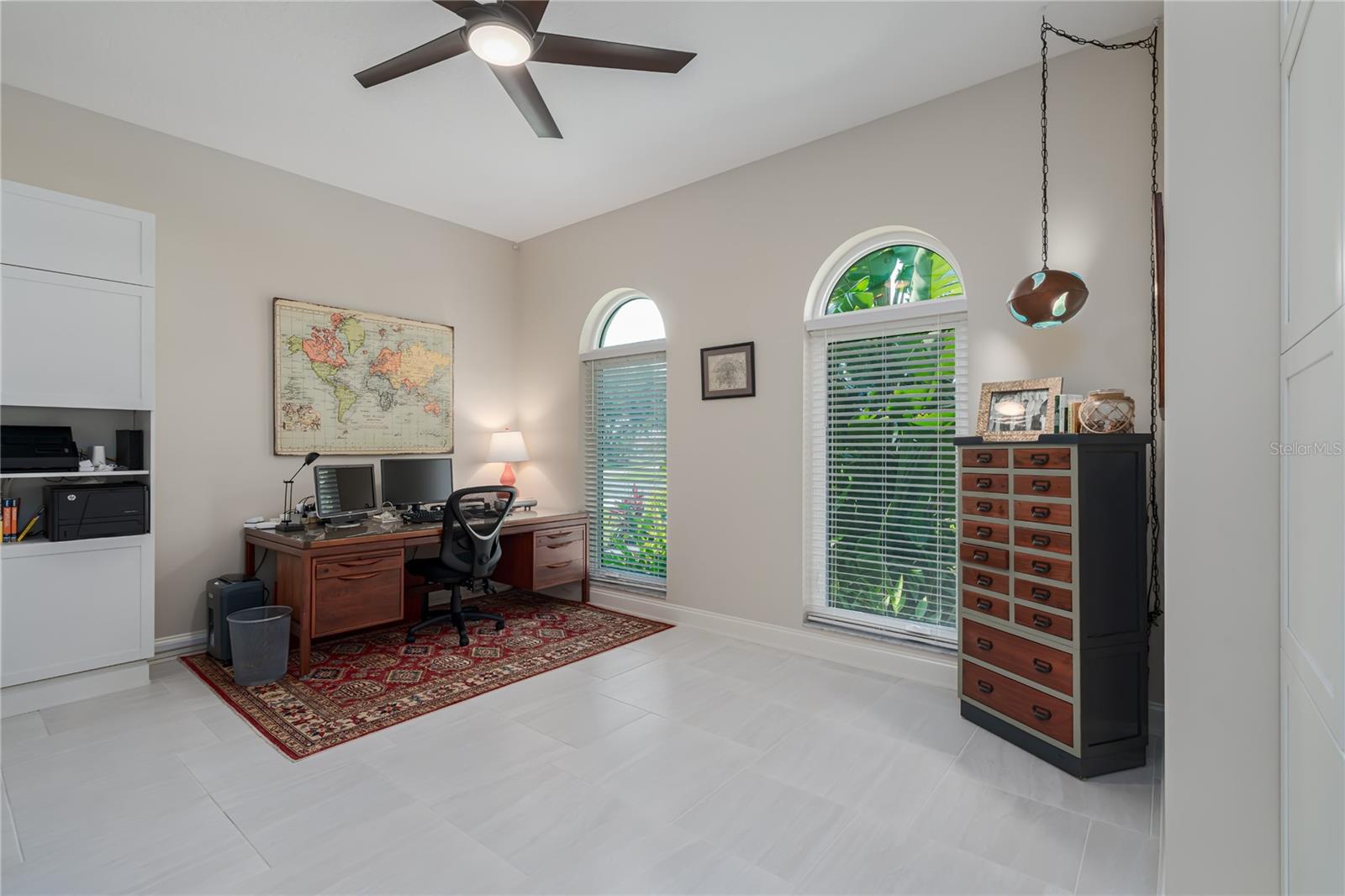 11806 Oak Ridge Drive