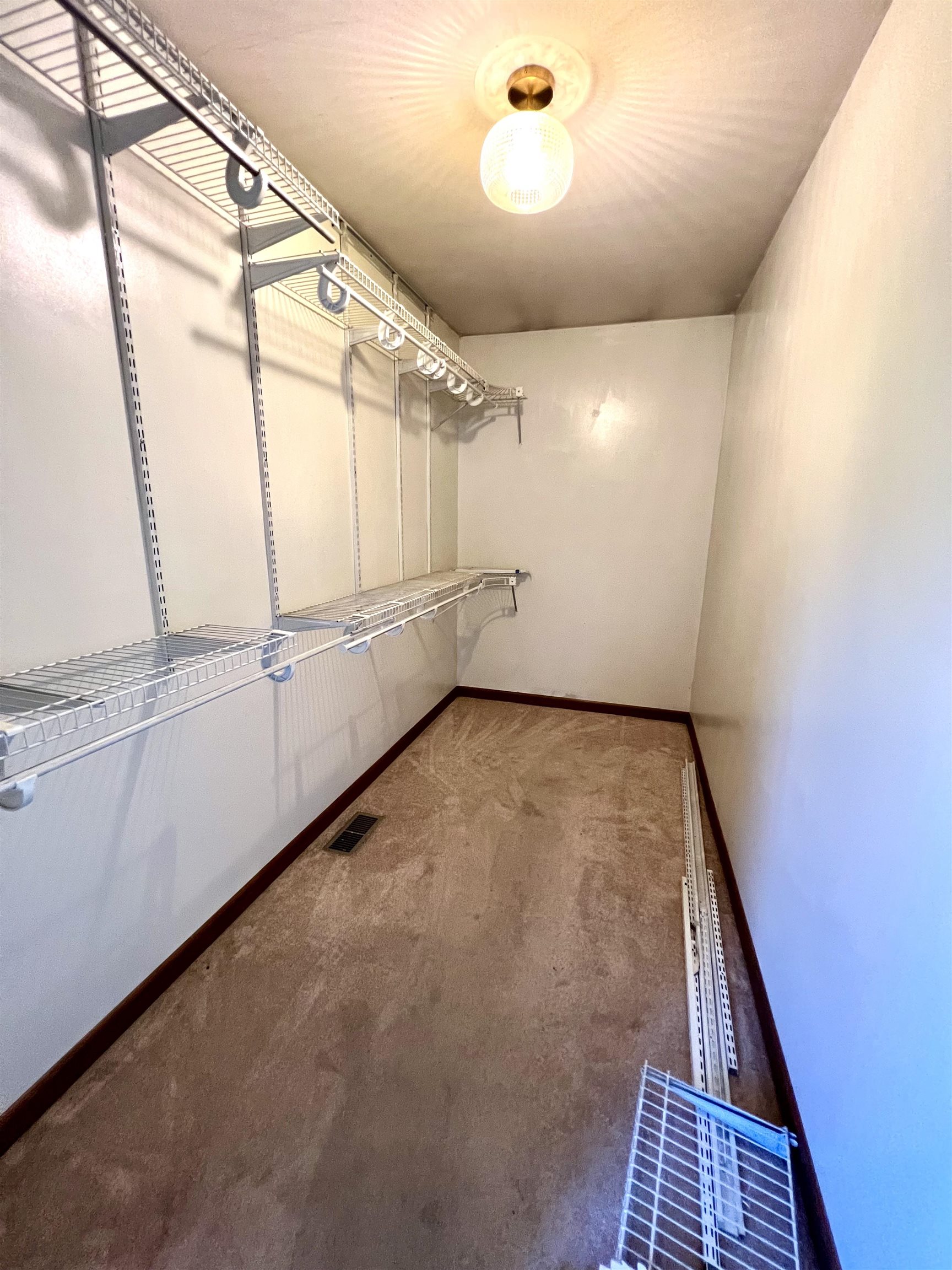 1124 N 7th