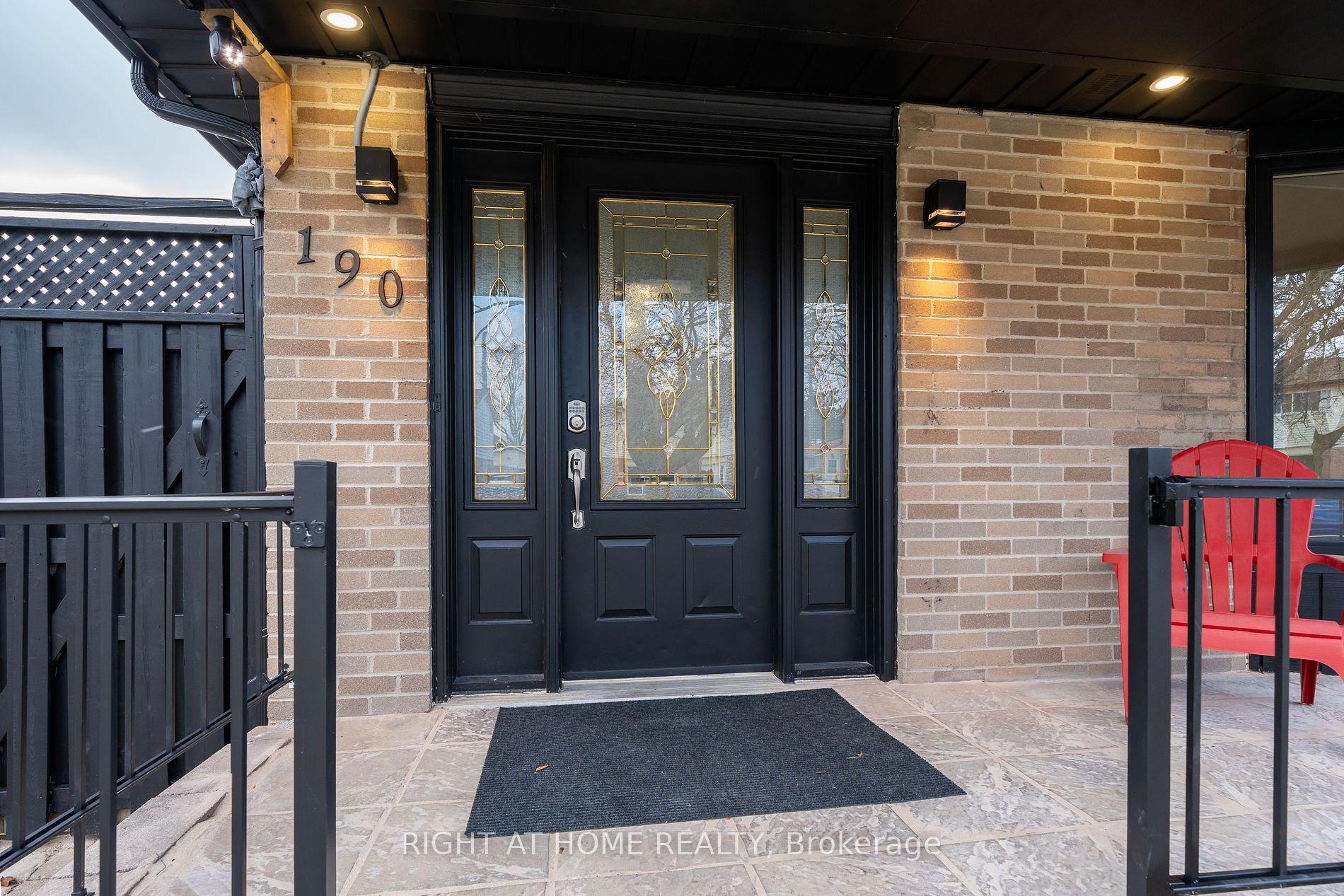190 Archdekin Dr