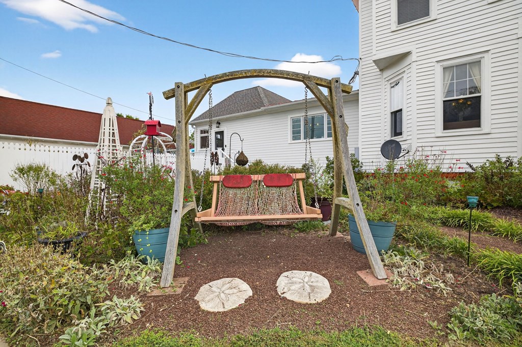 403 Tazewell Ave 384*
