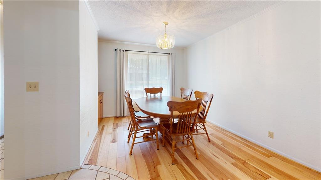 109 E Hardin Place
