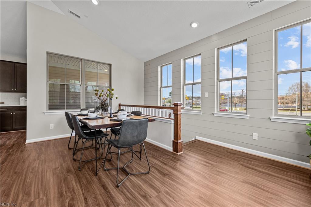 MM Allure Model @ Watermark