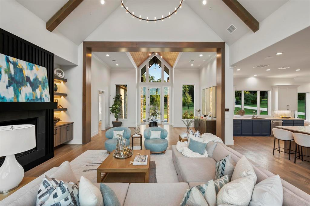 500 E Bob Jones Road