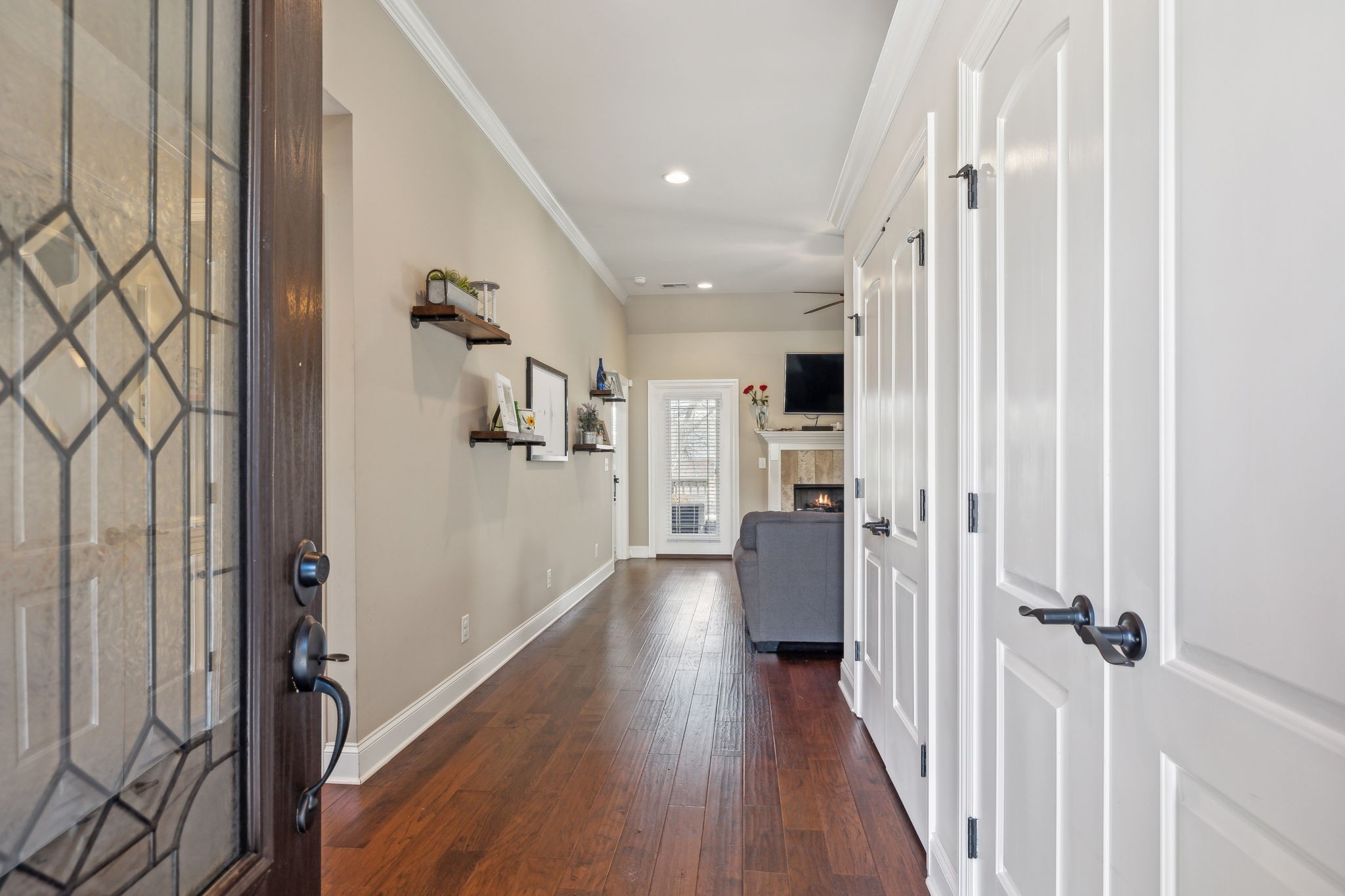 236 Hickory Pointe Dr