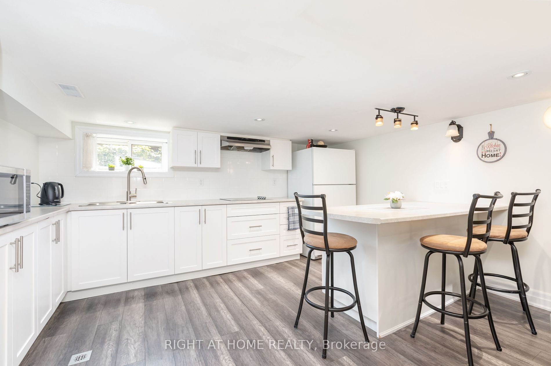 32 Flerimac Rd Lower