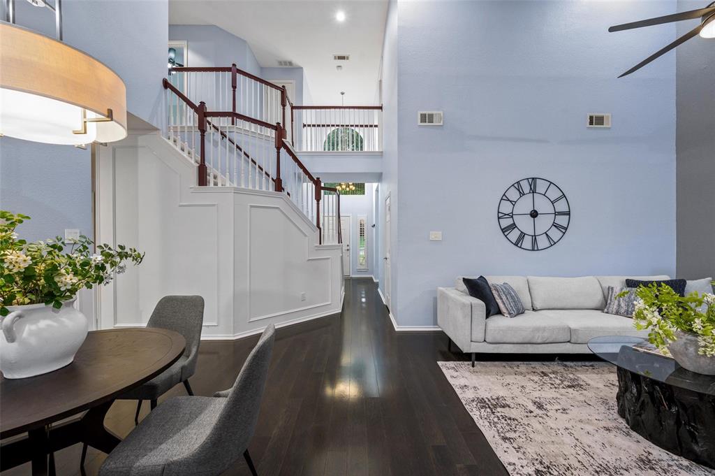1819 Sandalwood Lane