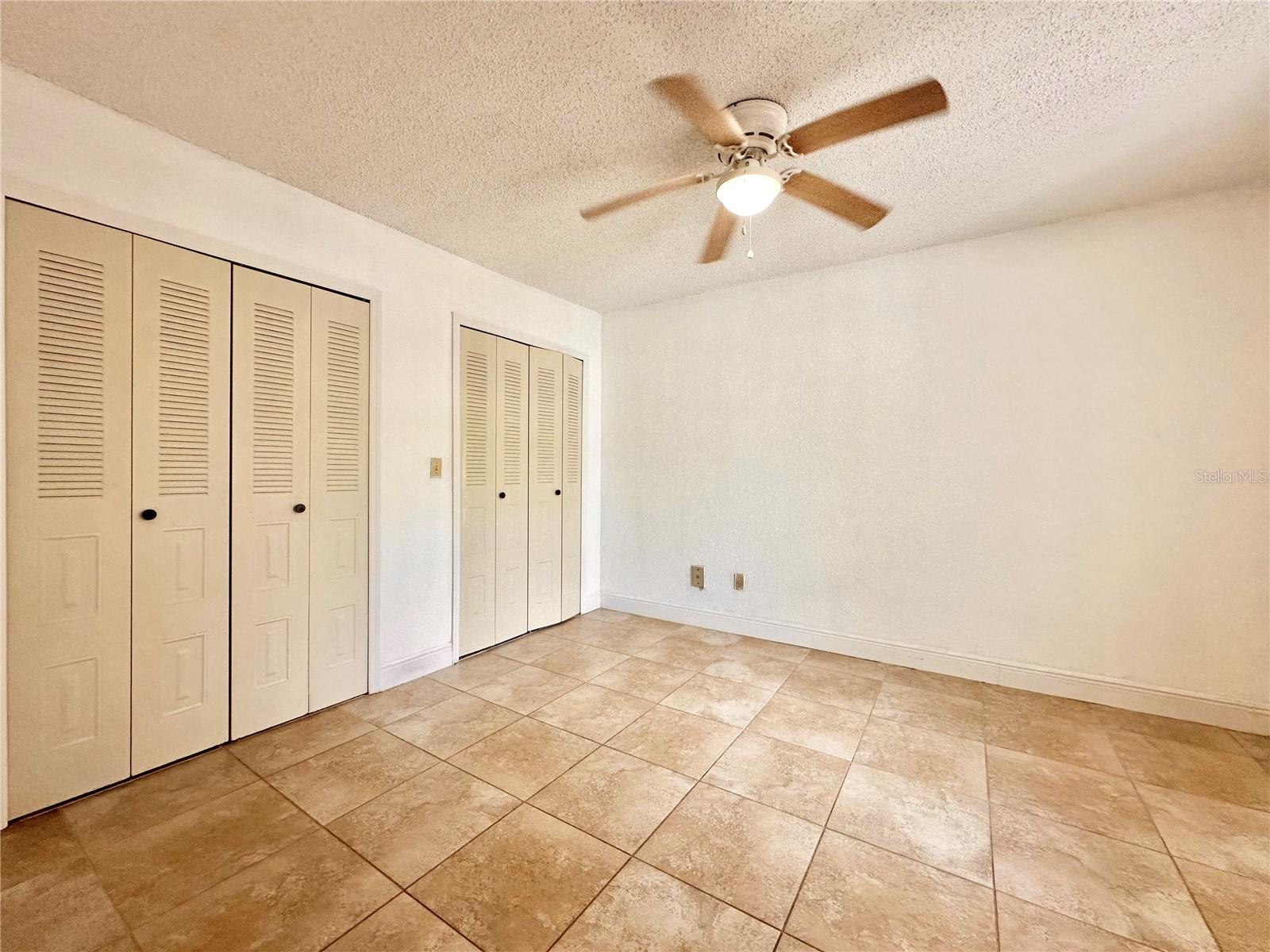 2550 N Alafaya Trail 12206