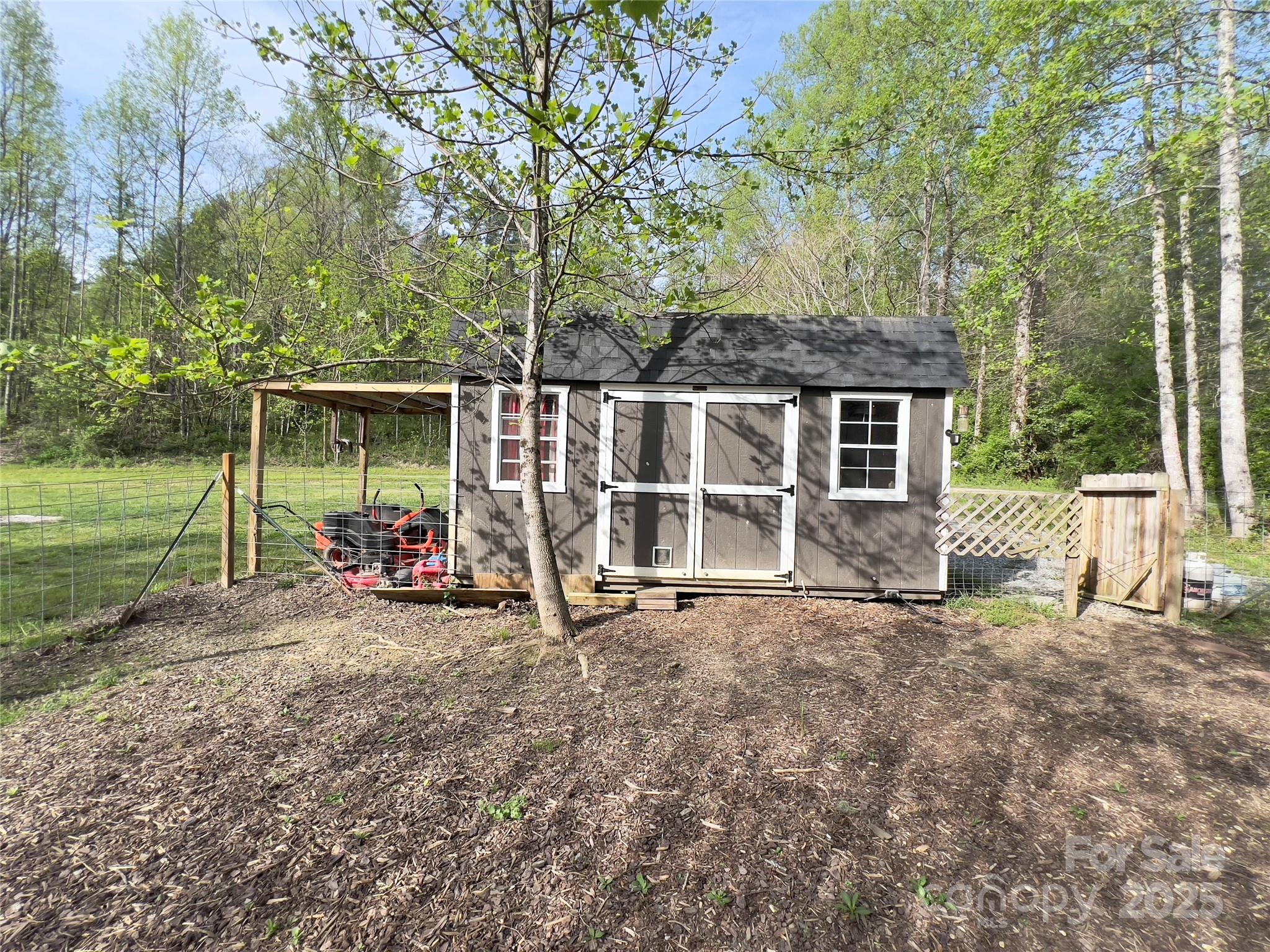 4081 Pigtail Road