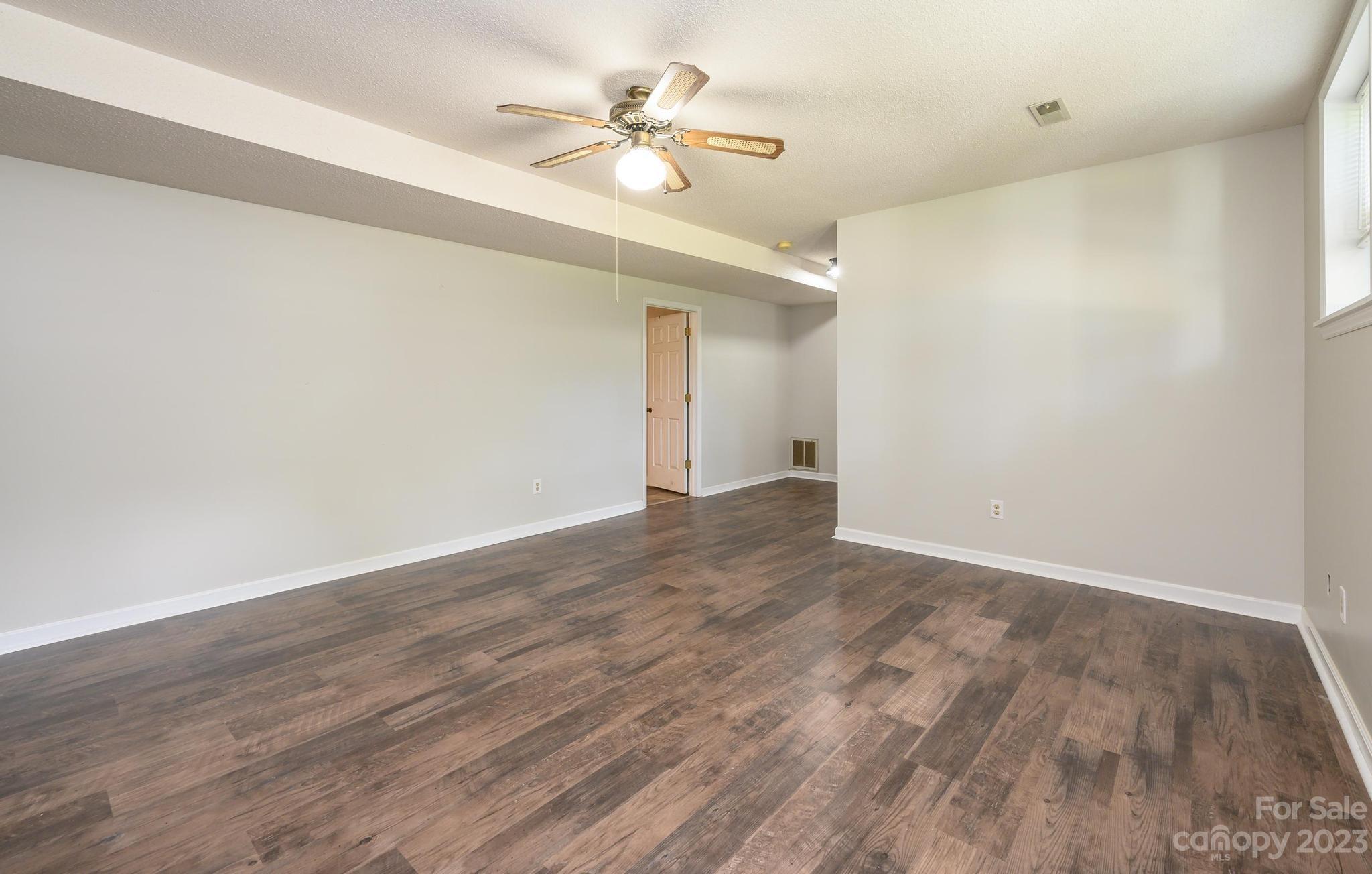 117 Windy Oaks Court