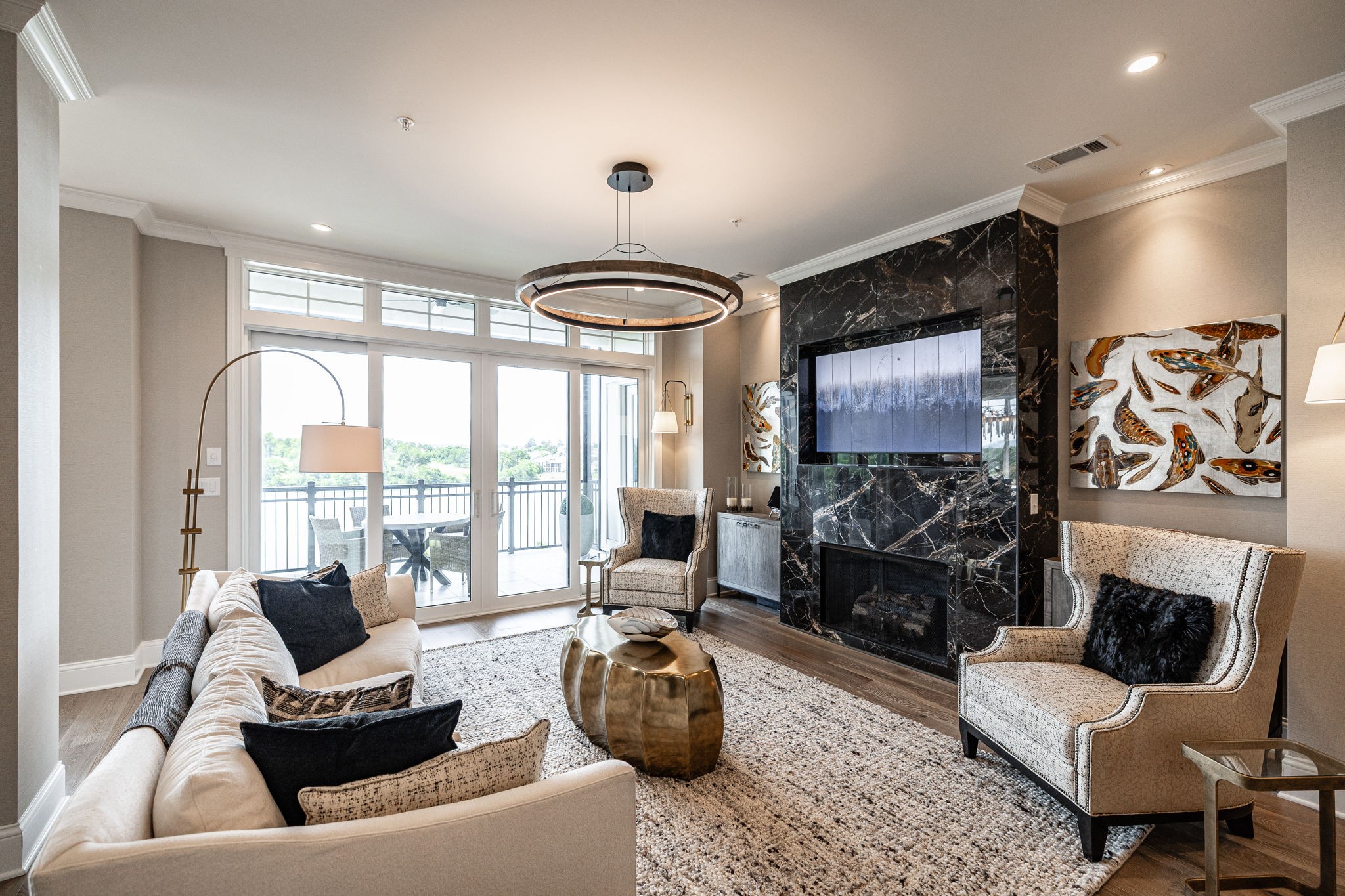 1024 Club View Drive D301