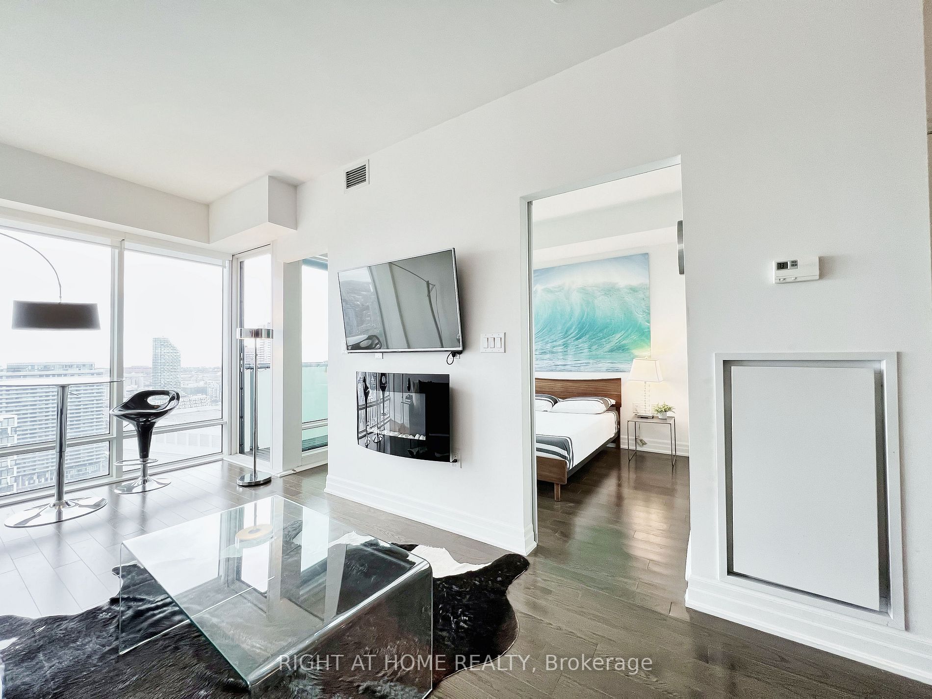 8 The Esplanade N/A 3709