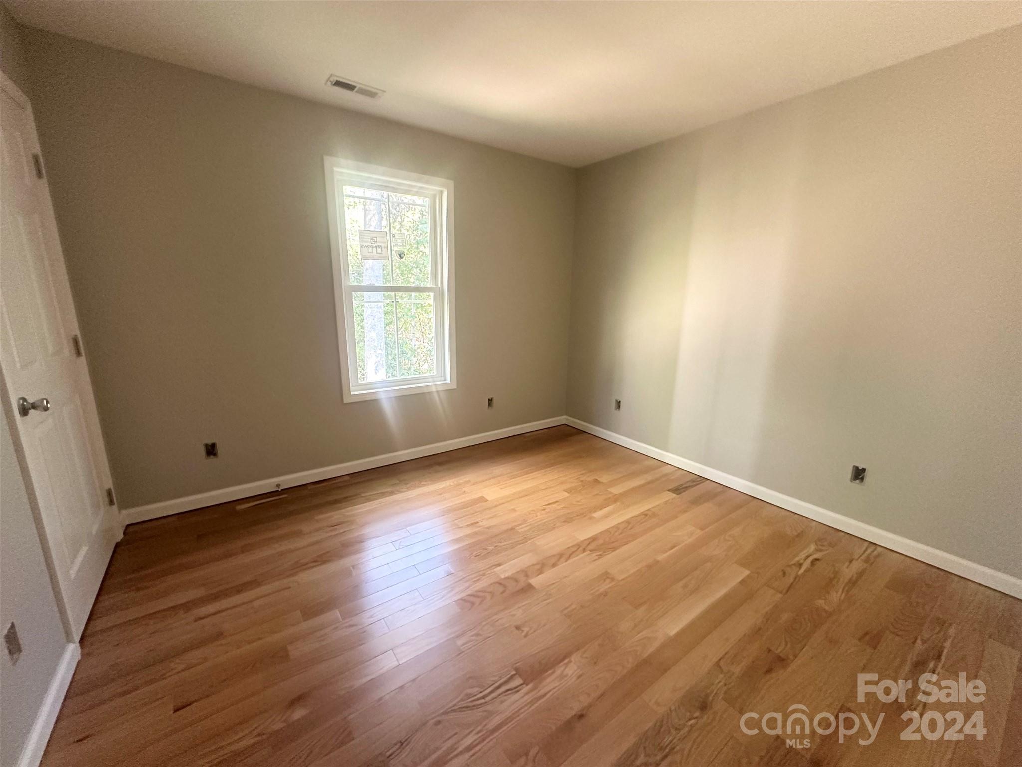 132 Buck Shoals Circle