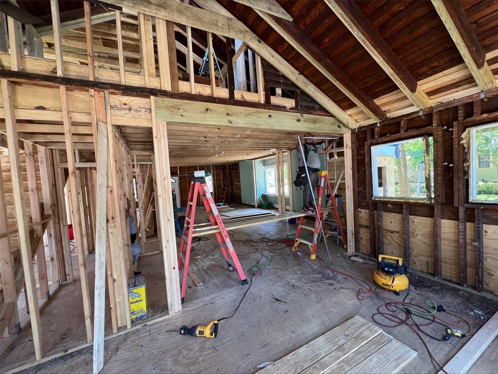 5302 N Central Avenue