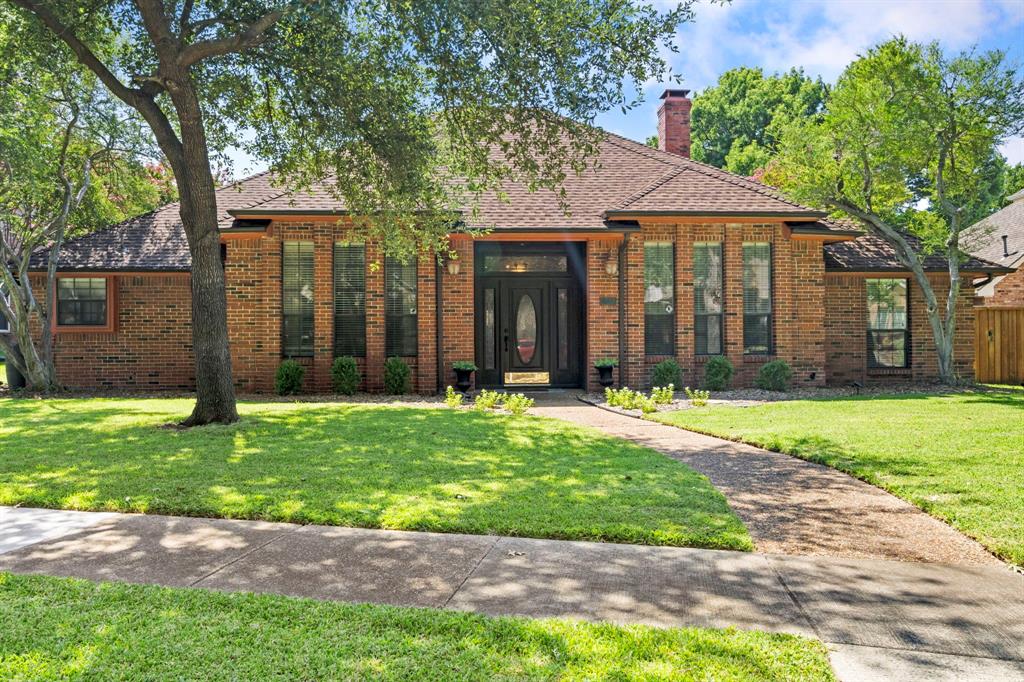 Discover this charming single-story home in Plano's sought-after Pitman Estates. Boasting over 3,000 square feet, this residence is ideal for both daily family living and entertaining large groups. Enjoy three expansive living areas, perfect for relaxation or hosting guests, and a spacious kitchen featuring a full-size breakfast area and a built-in china hutch.  Step outside to your covered and shaded patio, offering a serene spot to unwind on those cool autumn days. When you venture out, you'll appreciate the convenient location, providing easy access to shopping, dining, Highway 75, and George Bush Highway. This home is also zoned for top-rated Plano schools.