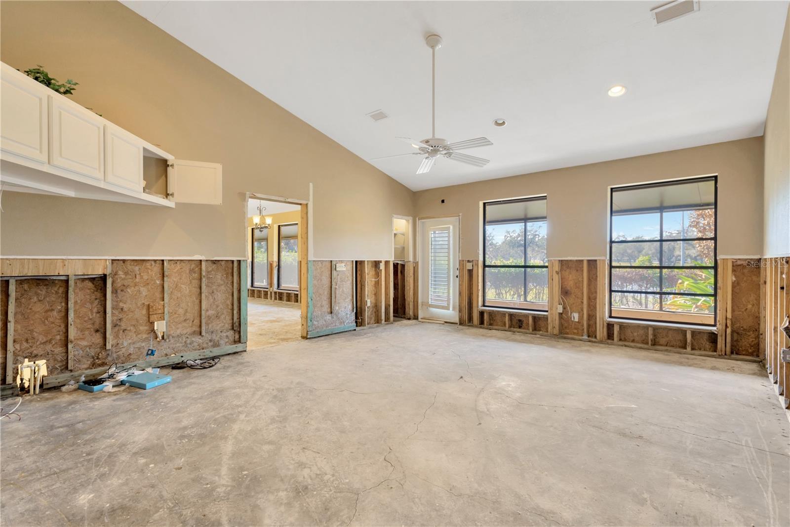 6151 Silver Oaks Drive