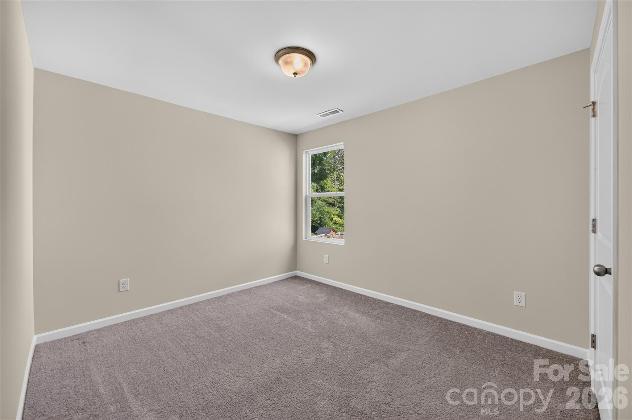 1475 Cannan Mountain Drive