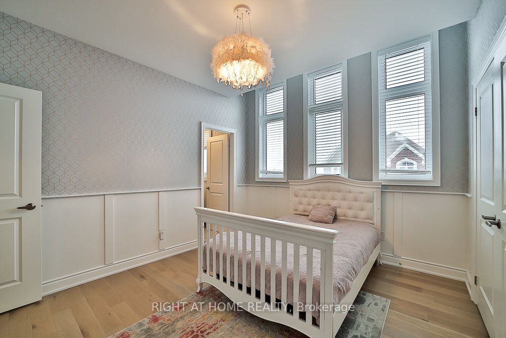60 Maple Fields Circ