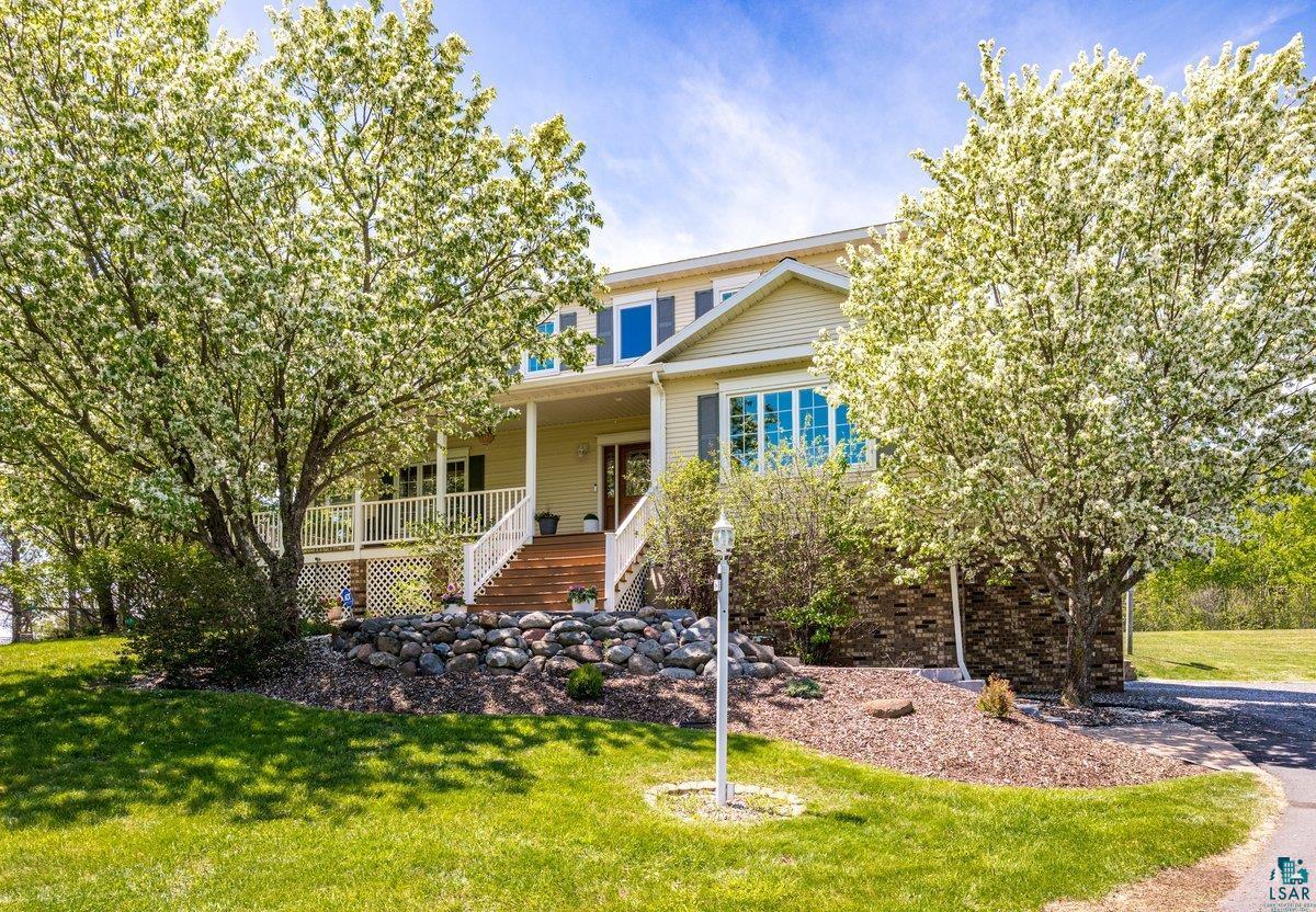 Listings | Edmunds Real Estate