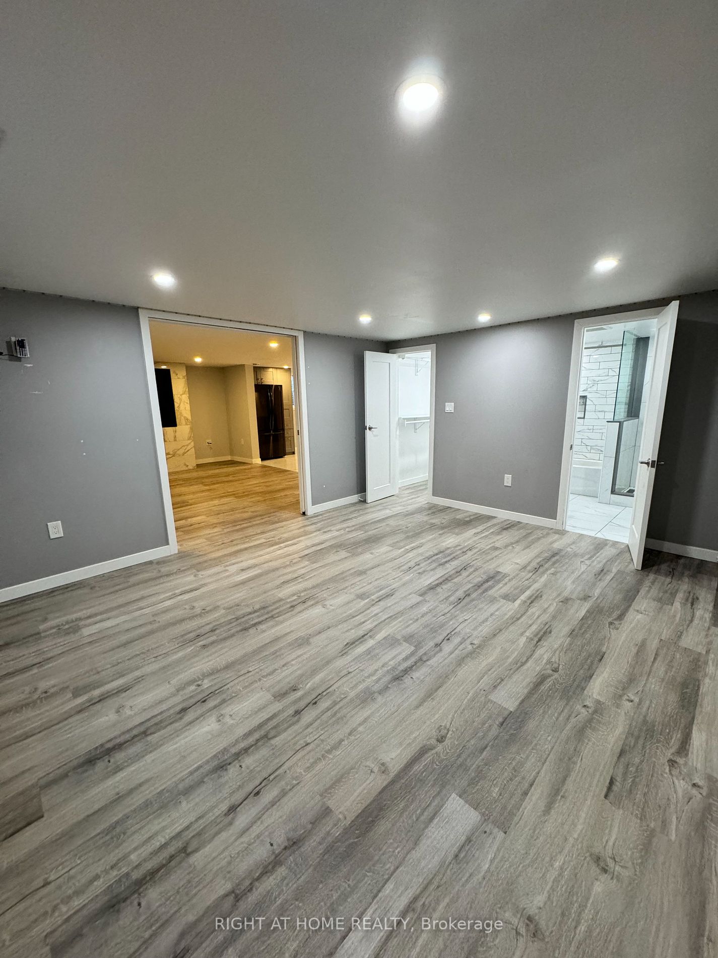 133 Lillian Cres Lower
