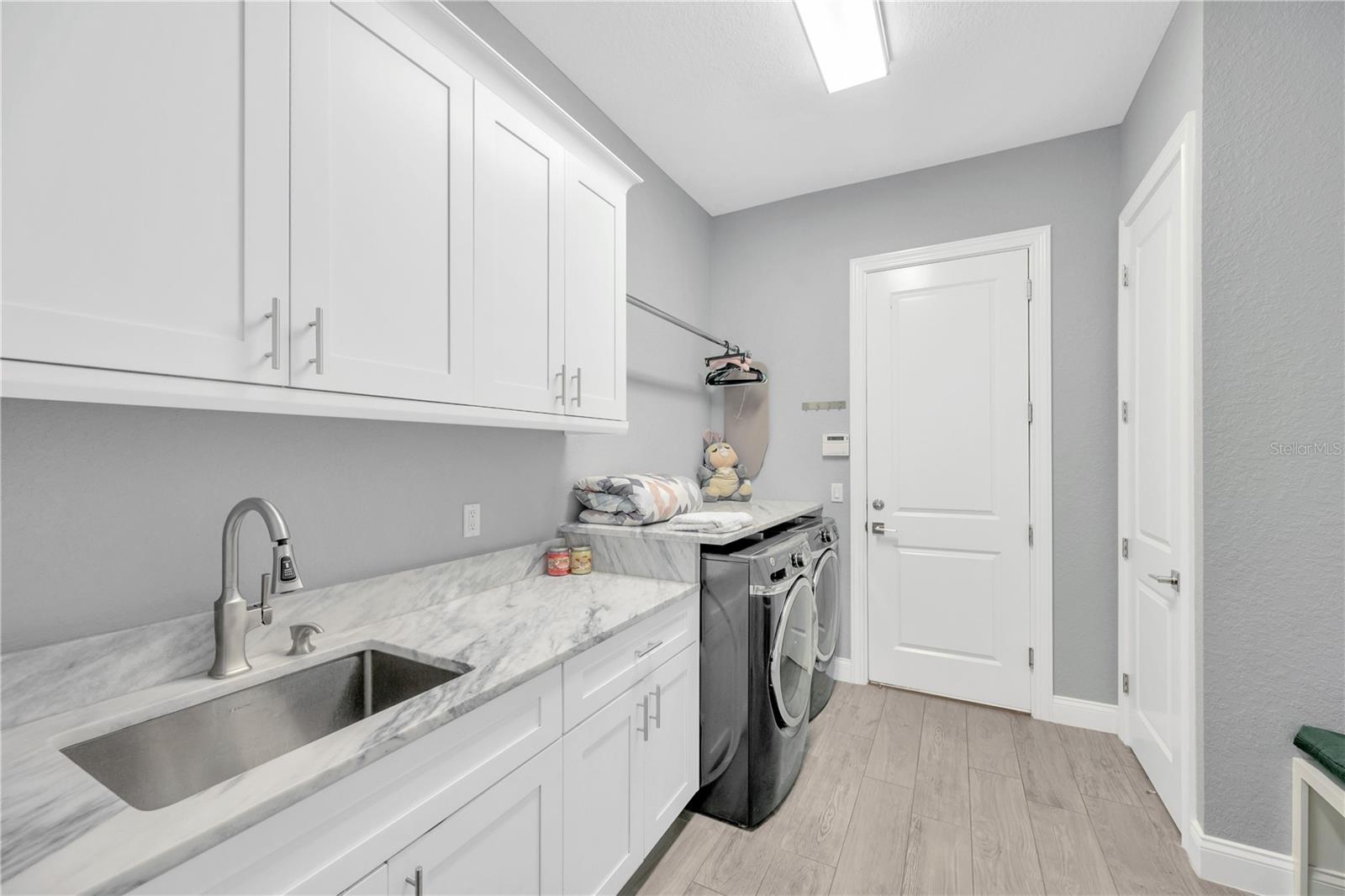 2850 Saddle Ridge Lane