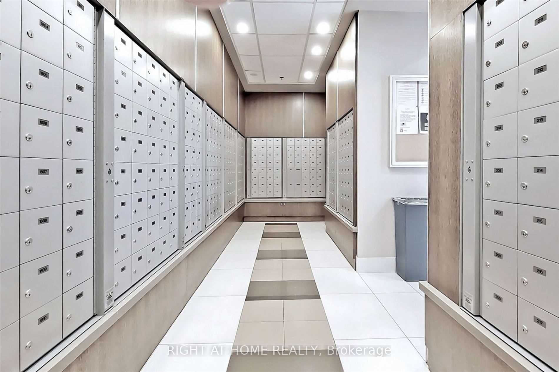 33 Bay St 3401
