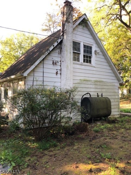 45 Half Way House Road — photo 3 of 7