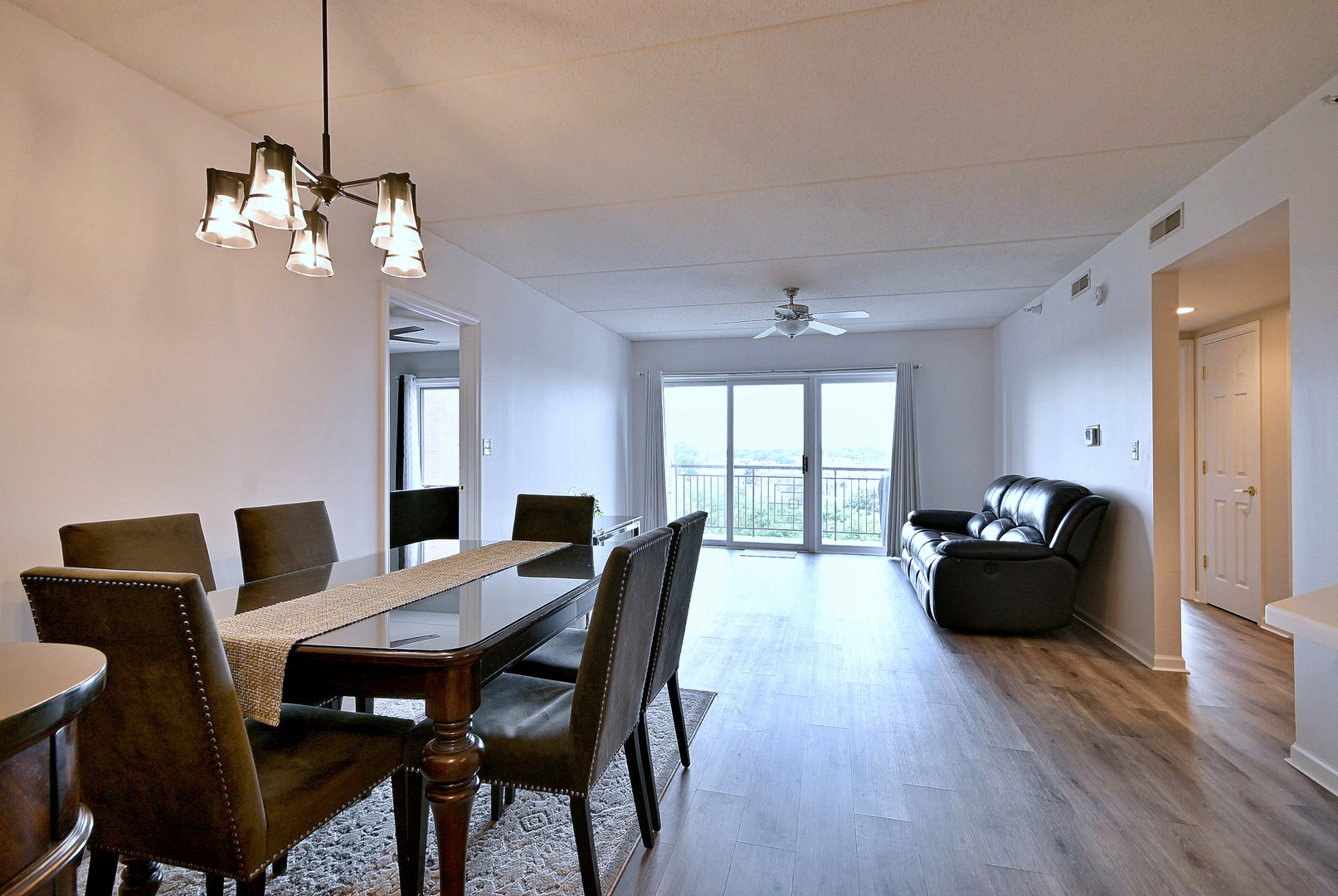 1 N Beacon Place 601