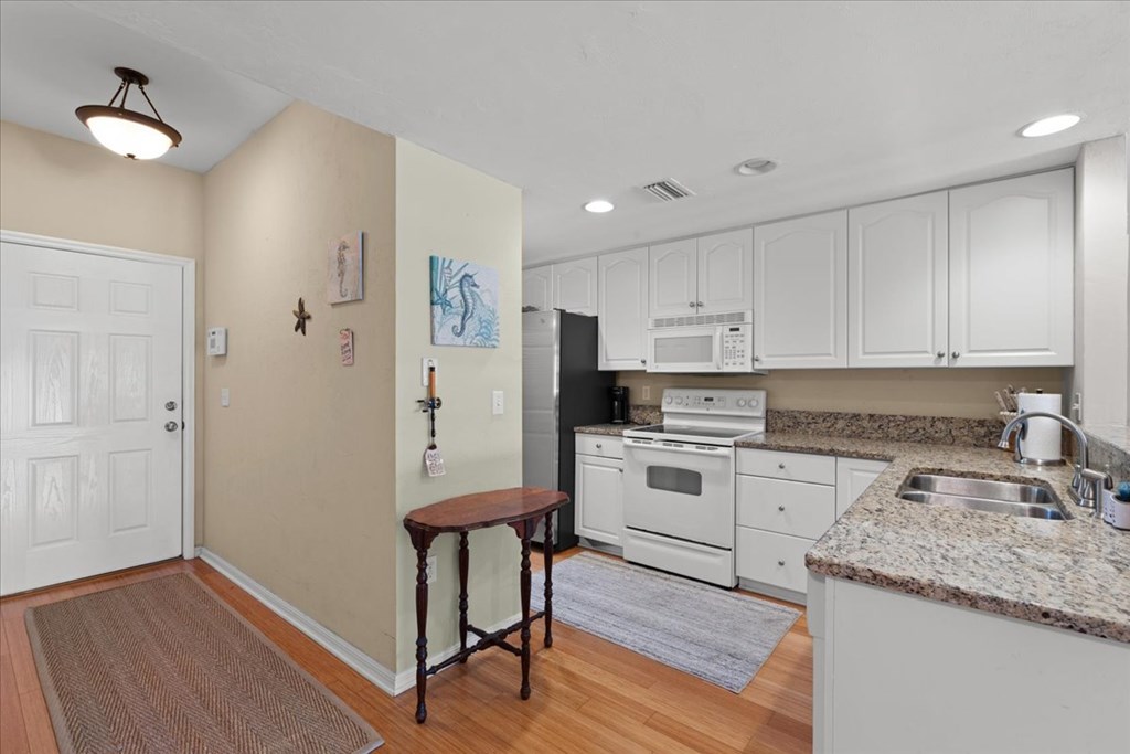 54 SE 910th Ave 115