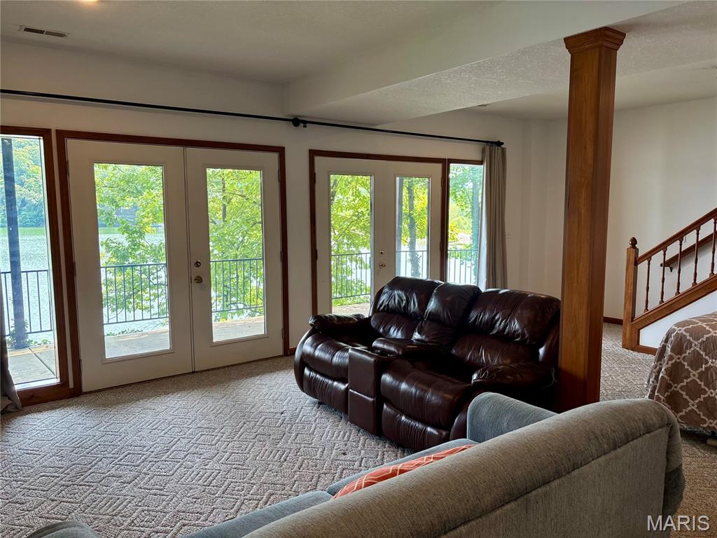 13 Cove Trail