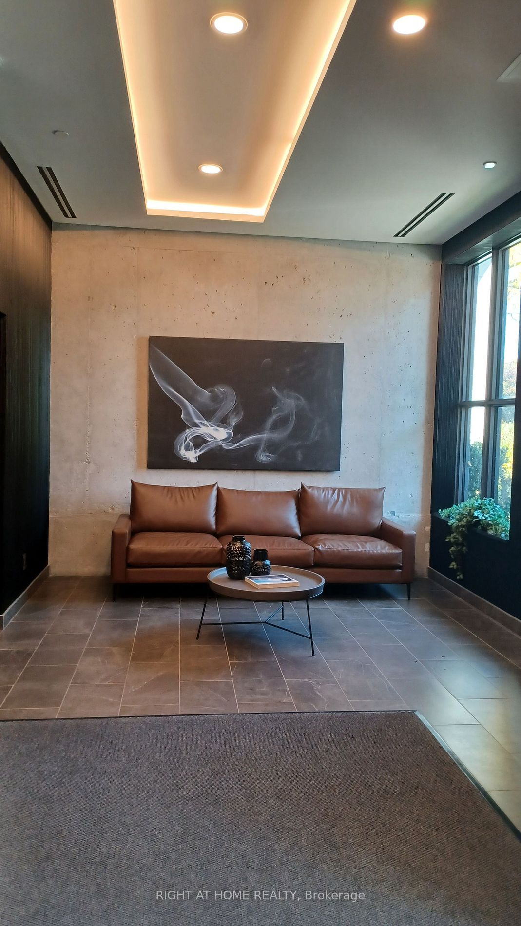 1400 Kingston Rd 102