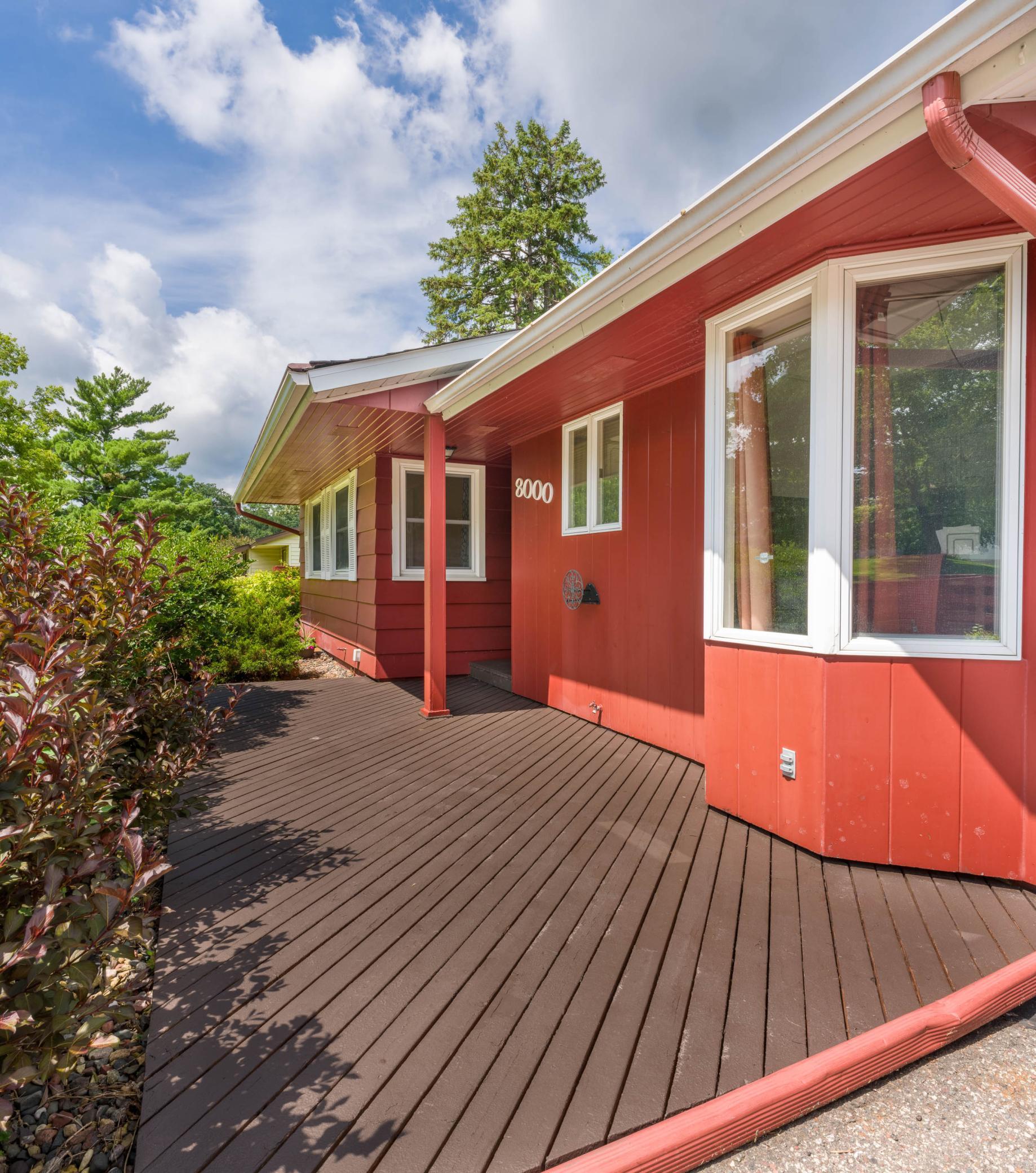 8000 W 26th Street