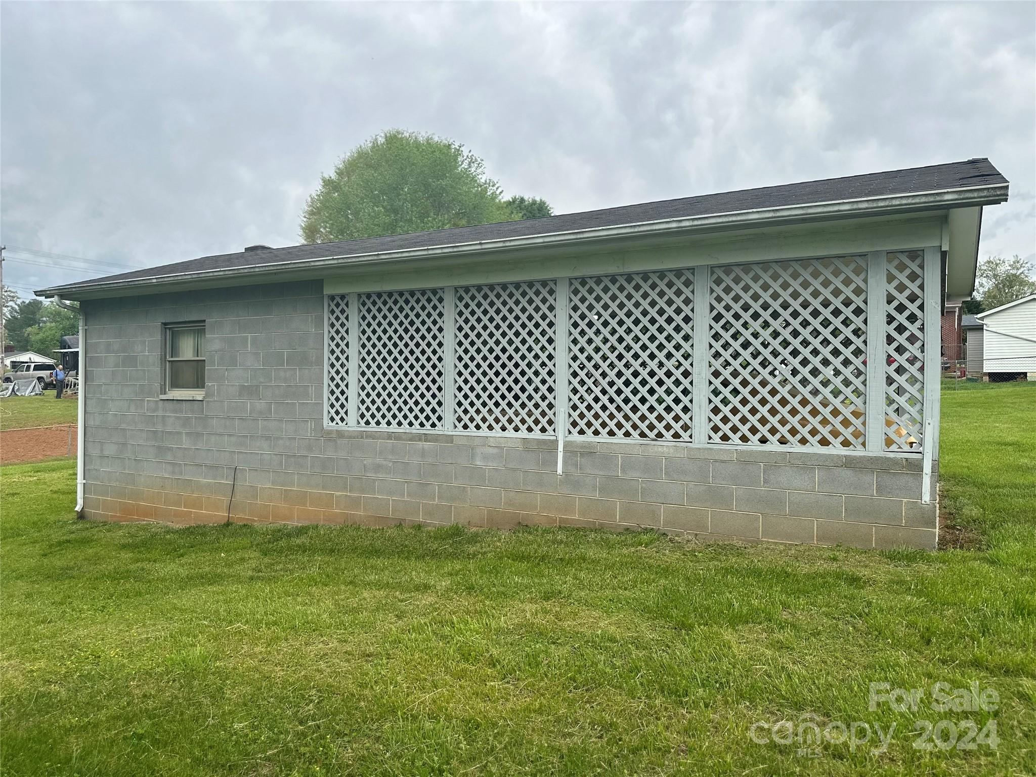 2406 Central Drive