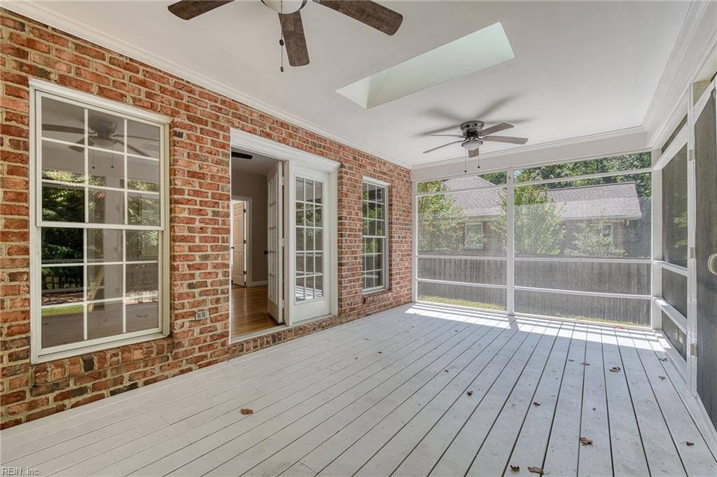 4904 Whitehaven Circle