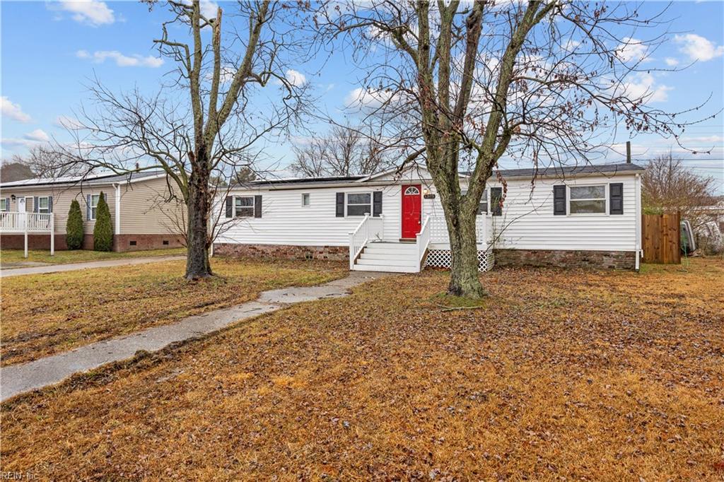 1305 Canary Drive, Virginia Beach, VA 