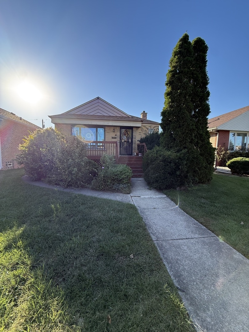 Very Cozy One Story Brick Ranch on a Tranquil Street. It has 2 Bedrooms and One and a Half Bath. It has Forced Air, Heat and Central Air. There is a 2.5 Car Garage. It is conveniently Located minutes from the Skyway and Lake Shore Drive to Downtown Chicago.