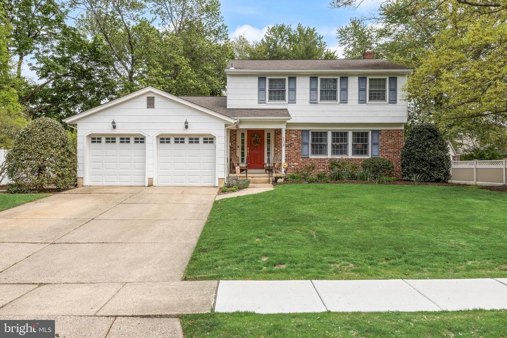 Welcome to 108 Brandywine Drive in the highly desirable Woodstream community of Marlton 08053! Spacious and versatile 4-bedroom, 2.5-bath colonial layout designed to grow with your needs. From the moment you enter, the home’s classic layout and natural flow create an inviting atmosphere with room to live, work, and gather. The main level features a custom designed & updated kitchen with recessed lighting, tile backsplash, generous counter space including a large center island and desk area, and an abundance of cabinets. The kitchen is the heart of the home, connecting easily to surrounding areas and serving as a functional hub for daily routines, also adjoining the family room with gas fireplace. Upstairs, four generously sized bedrooms provide flexibility, including a primary suite with its own private bath. Each space offers the opportunity to tailor the home to your style and needs. Original hardwood flooring throughout the home is exposed aside from the 4th bedroom, family room is carpeted and on a slab. The unfinished basement adds valuable potential—ideal for future living space, a home gym, office, or additional storage. A 2-car garage enhances convenience, while the overall layout supports both functionality and comfort. Additional amenities include all Andersen Replacement Windows, and NEW HVAC (2025). Located in Marlton, this home offers close proximity to shopping, dining, and major commuting routes, combining accessibility with a residential neighborhood setting.