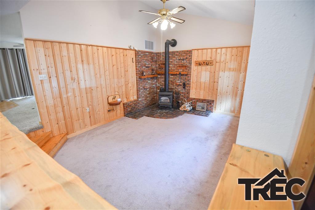 1040 Road 1
