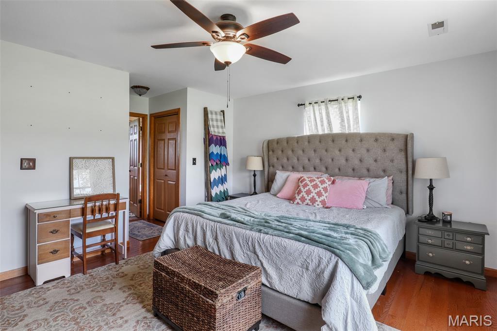 301 Ridgewood Court