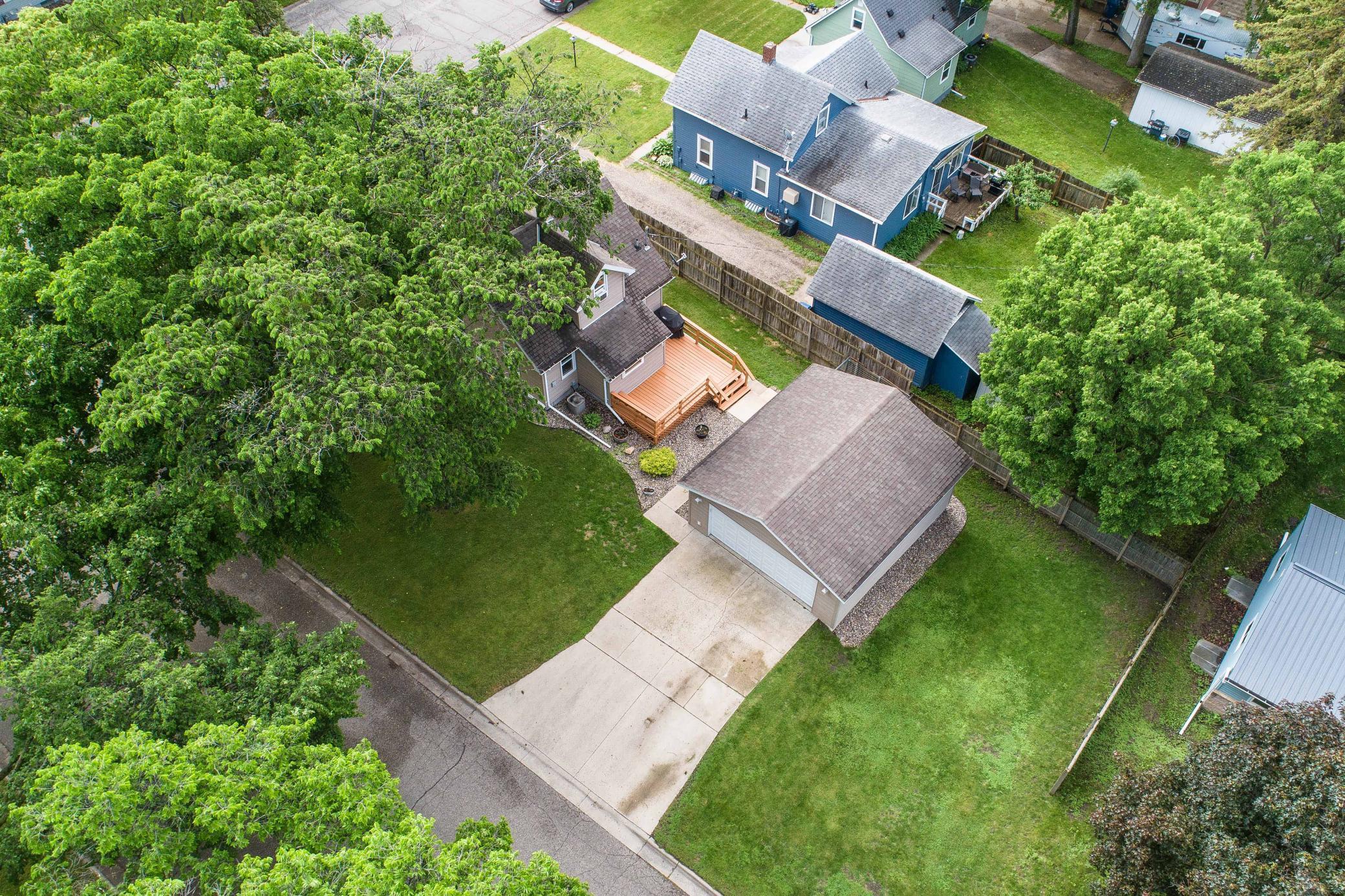 1121 N Cleveland Avenue