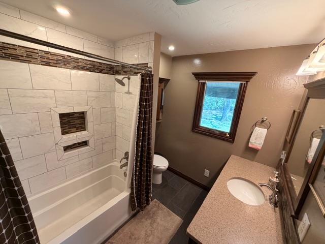 3140 N 15th