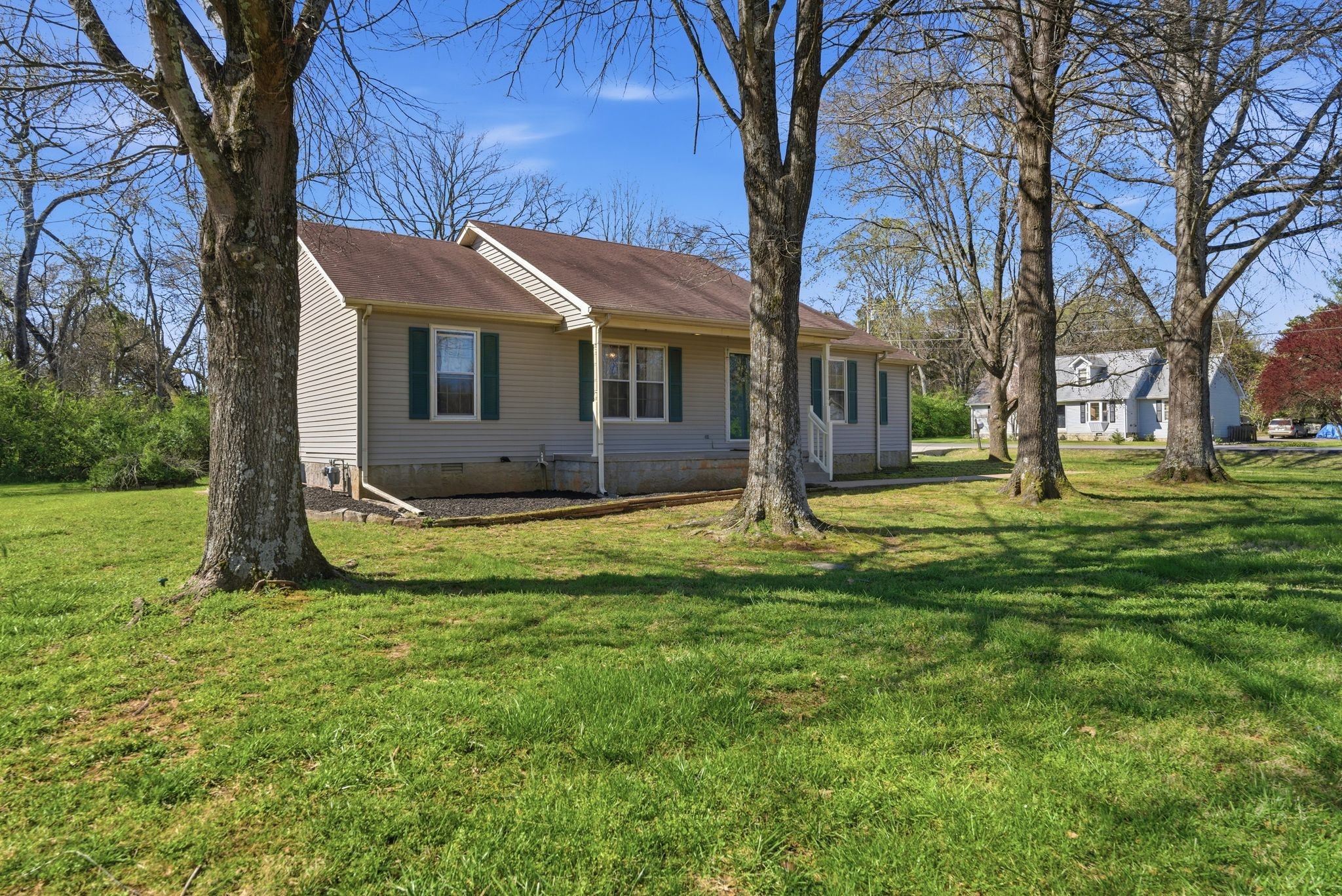 5341 Sallee Dr — sold