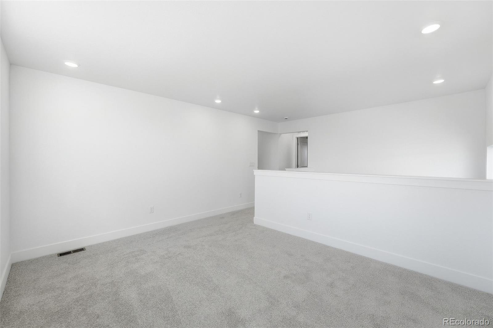 16965 W 92nd Loop