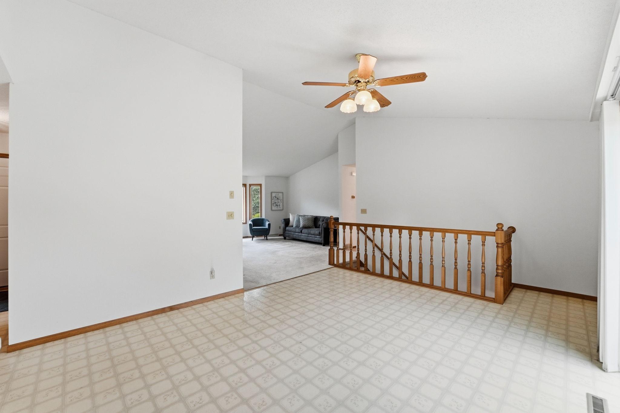 1850 E 49th Street SE
