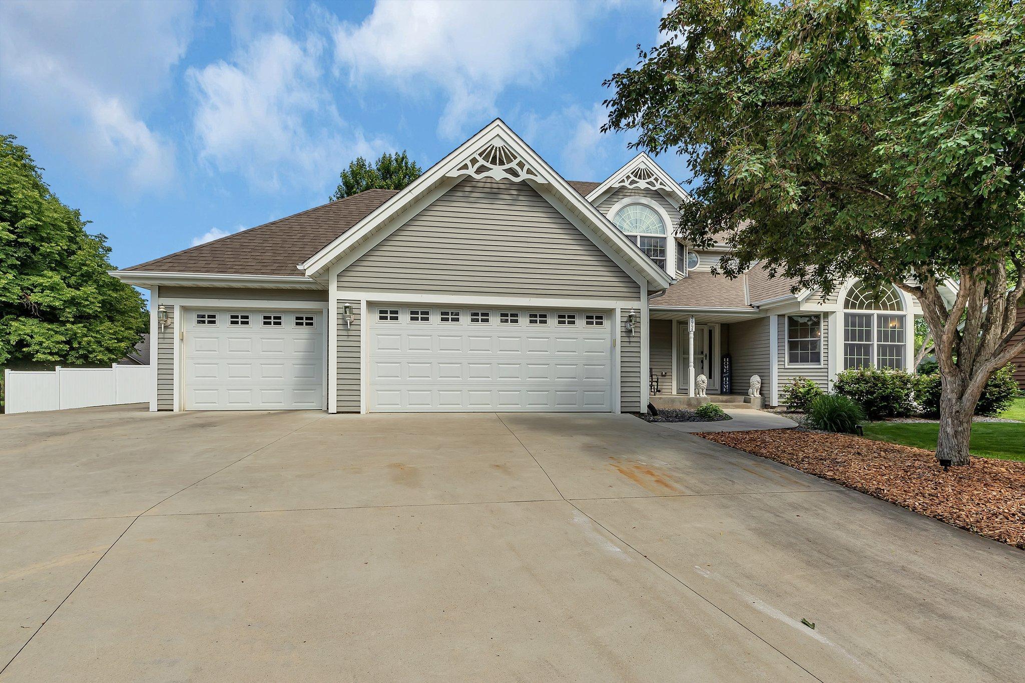2668 Waterford Court