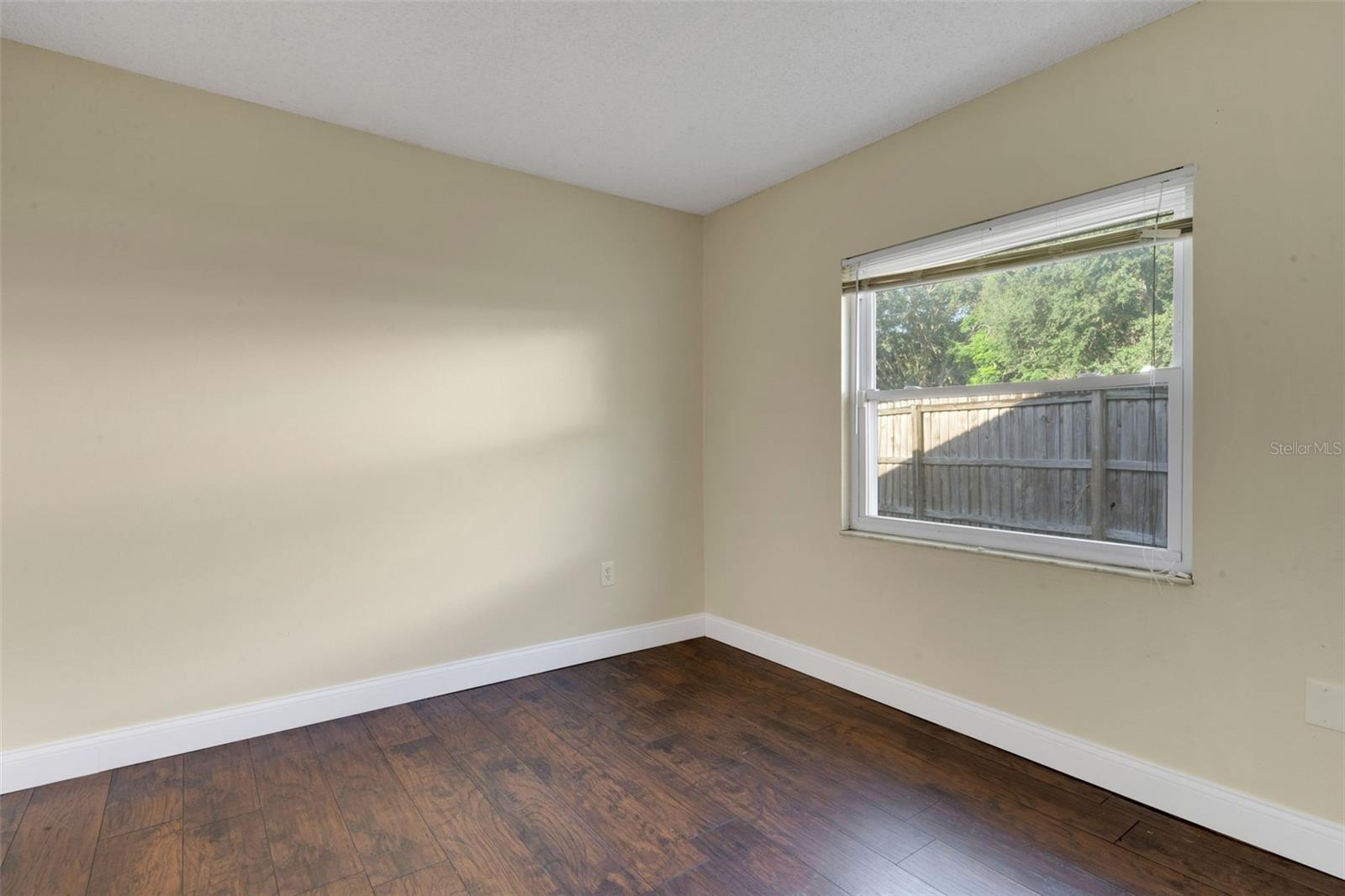 1606 Crystalview Trail
