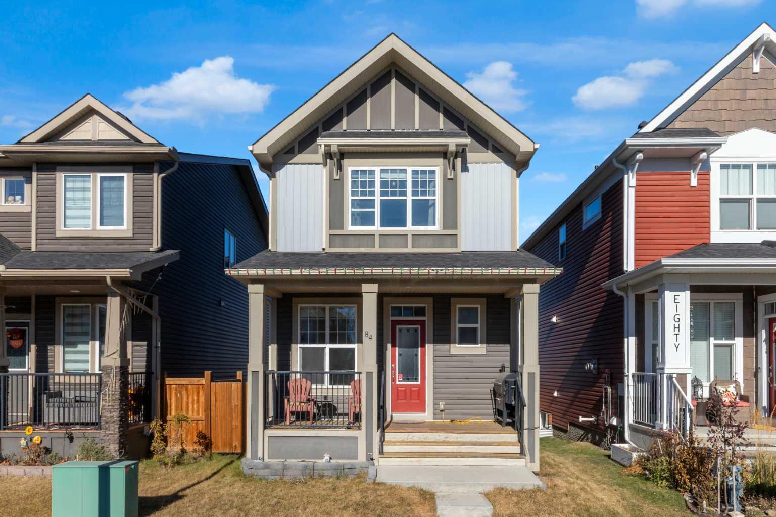 84 Fireside Crescent