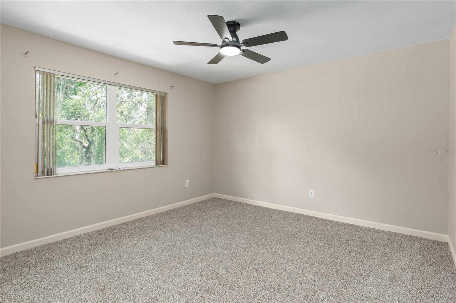 5403 Red Rooster Road